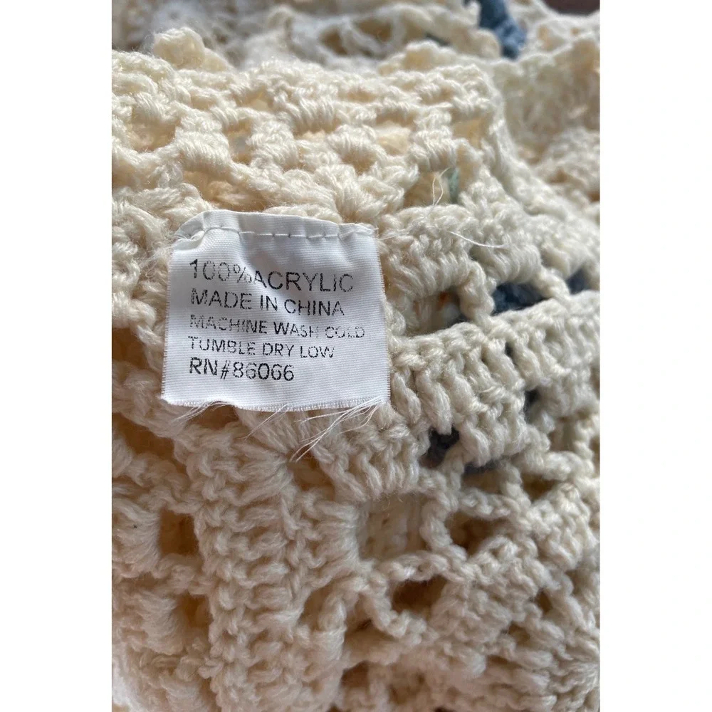 Vintage Style Crochet Throw Blanket 51x48 Cream Blue 3D Floral Pearl Accents
